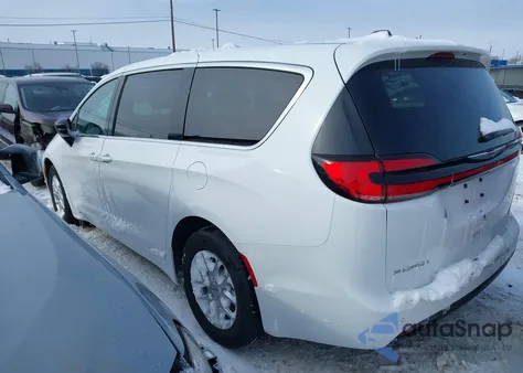 2025 Chrysler Pacifica Select z USA, uszkodzony, nr VIN 2C4RC1BG4SR505921